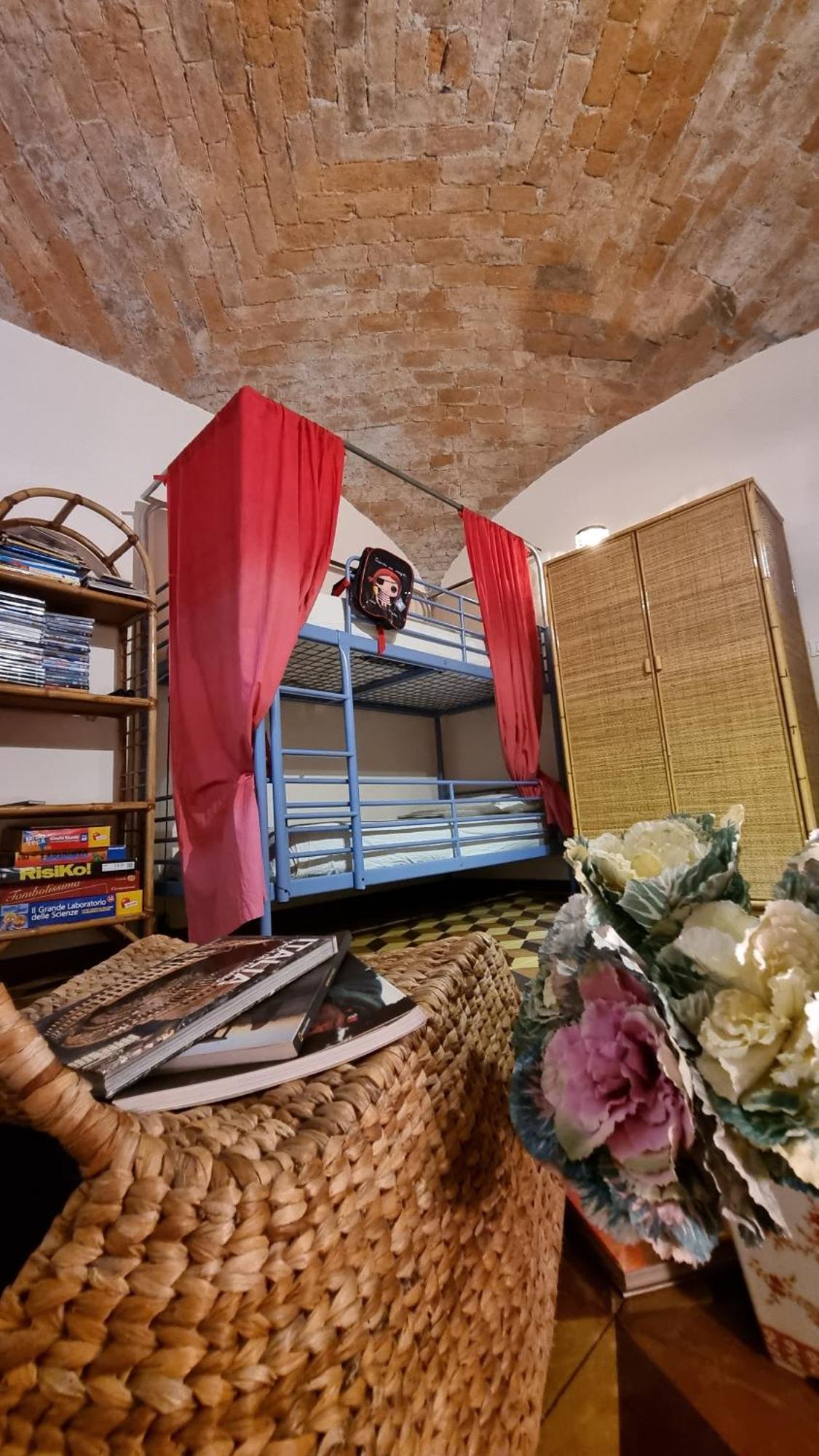 Il Bibiribi Al Castello Appartement Pieve di Teco Buitenkant foto